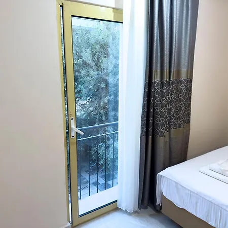 Nava Bed & Breakfast 3*